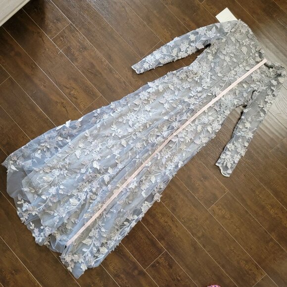 Mac Duggal Floral Applique Gown Women 4 3D Fairy Whimsical Formal Elegant Luxury - Picture 2 of 7